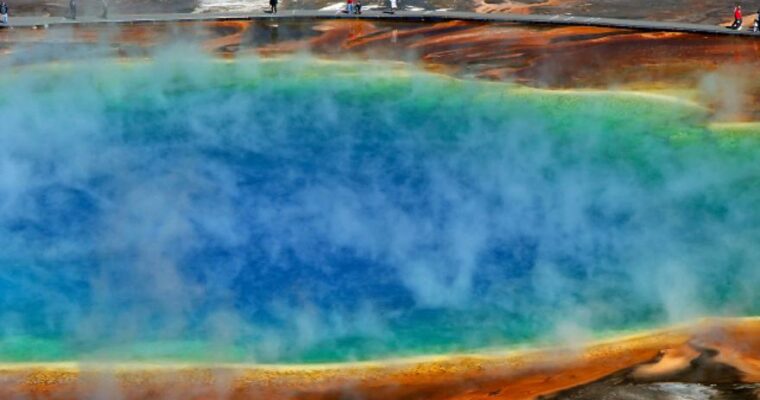 Descubre la belleza del Parque Nacional de Yellowstone en Estados Unidos