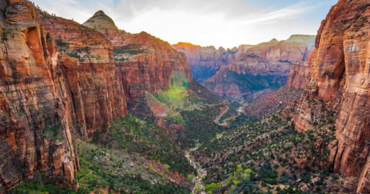 Descubre la espectacular belleza natural del Parque Nacional del Zion en Estados Unidos