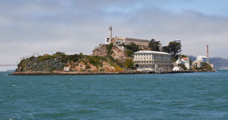 Descubre la historia y misterio de Alcatraz Island en Estados Unidos