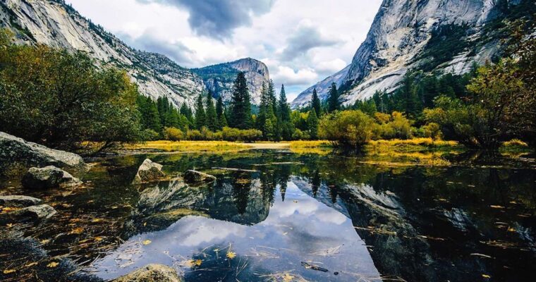 Descubre la majestuosidad natural del Parque Nacional de Yosemite en Estados Unidos